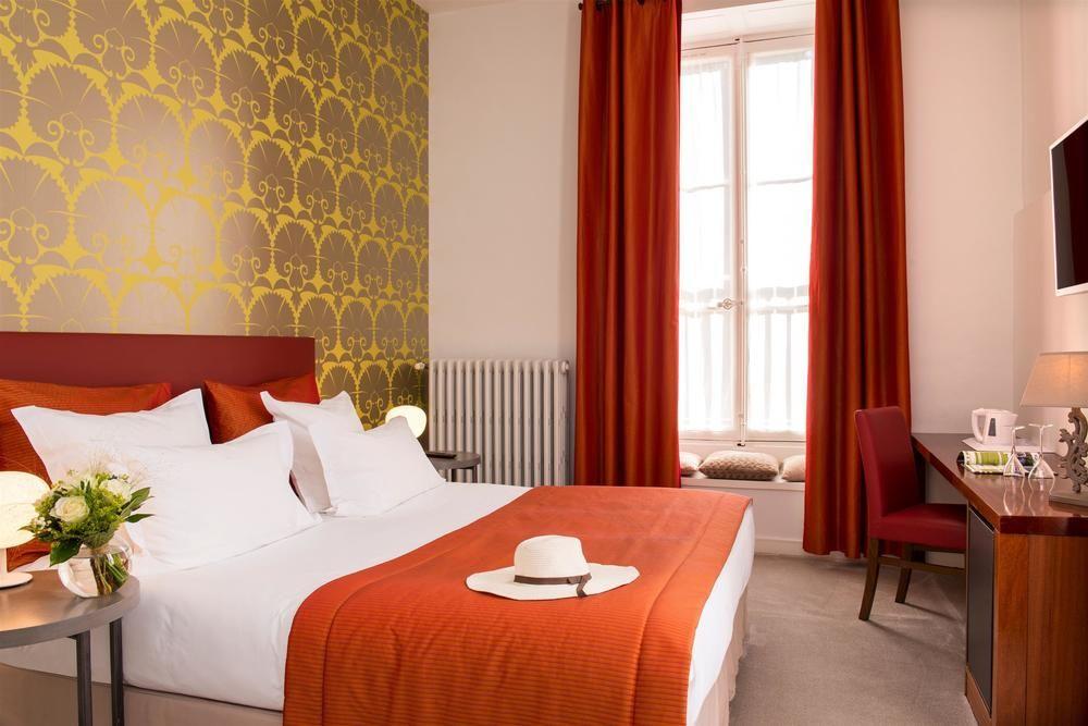 Country Club Hotell Yvré-lʼÉvêque Exteriör bild